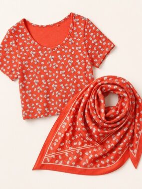Paul & Joe and Uniqlo collab red tee and stole set NWT